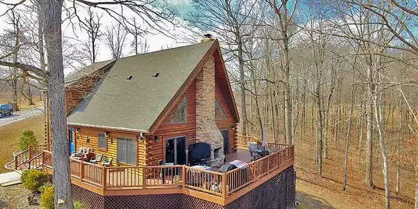 189 Scenic Point Drive