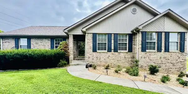 55 Summit Pointe Drive