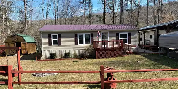 895 George Hardwick Road