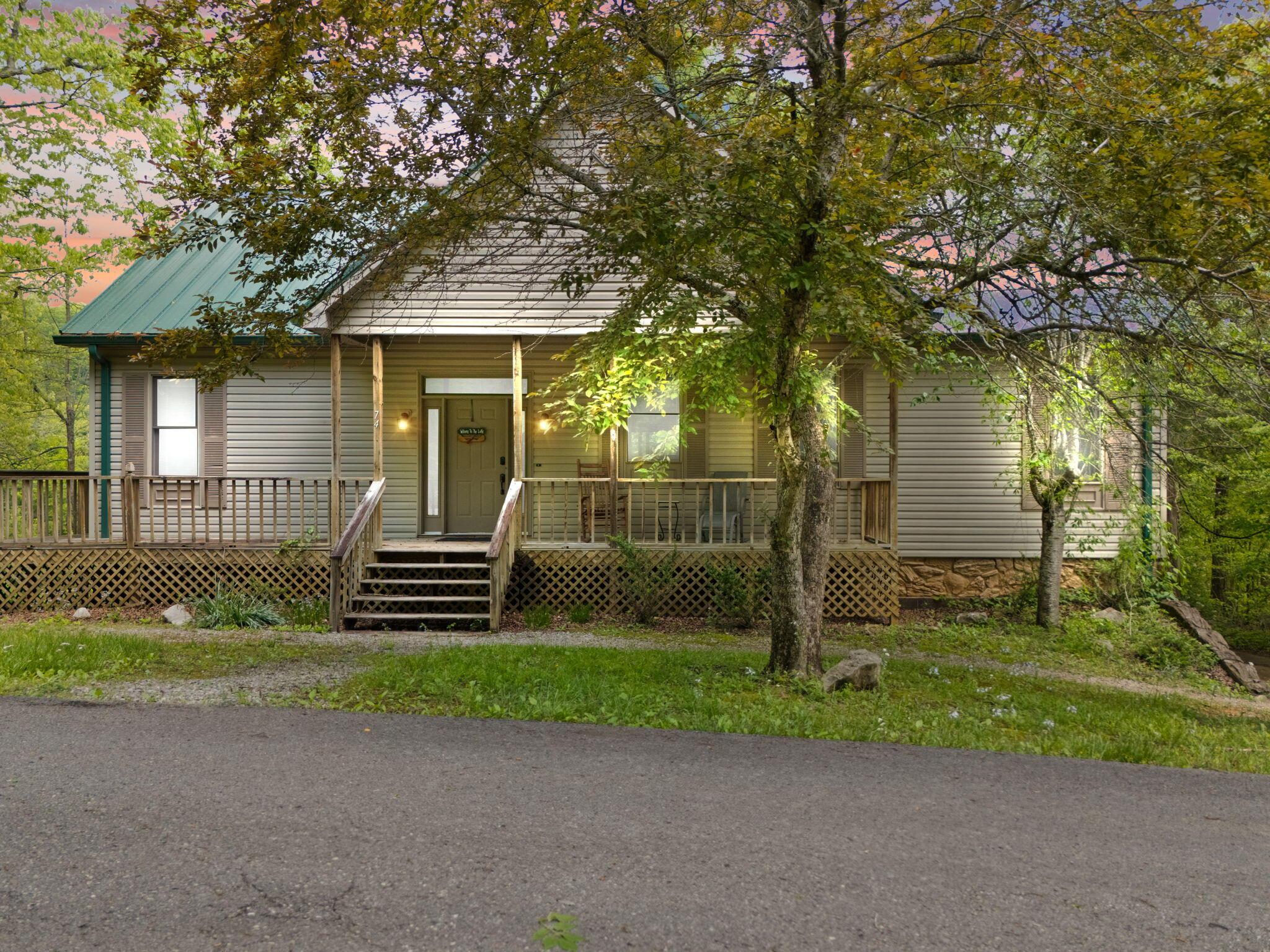 Image 2: 74 Clover Leaf Cir, Burnside, KY