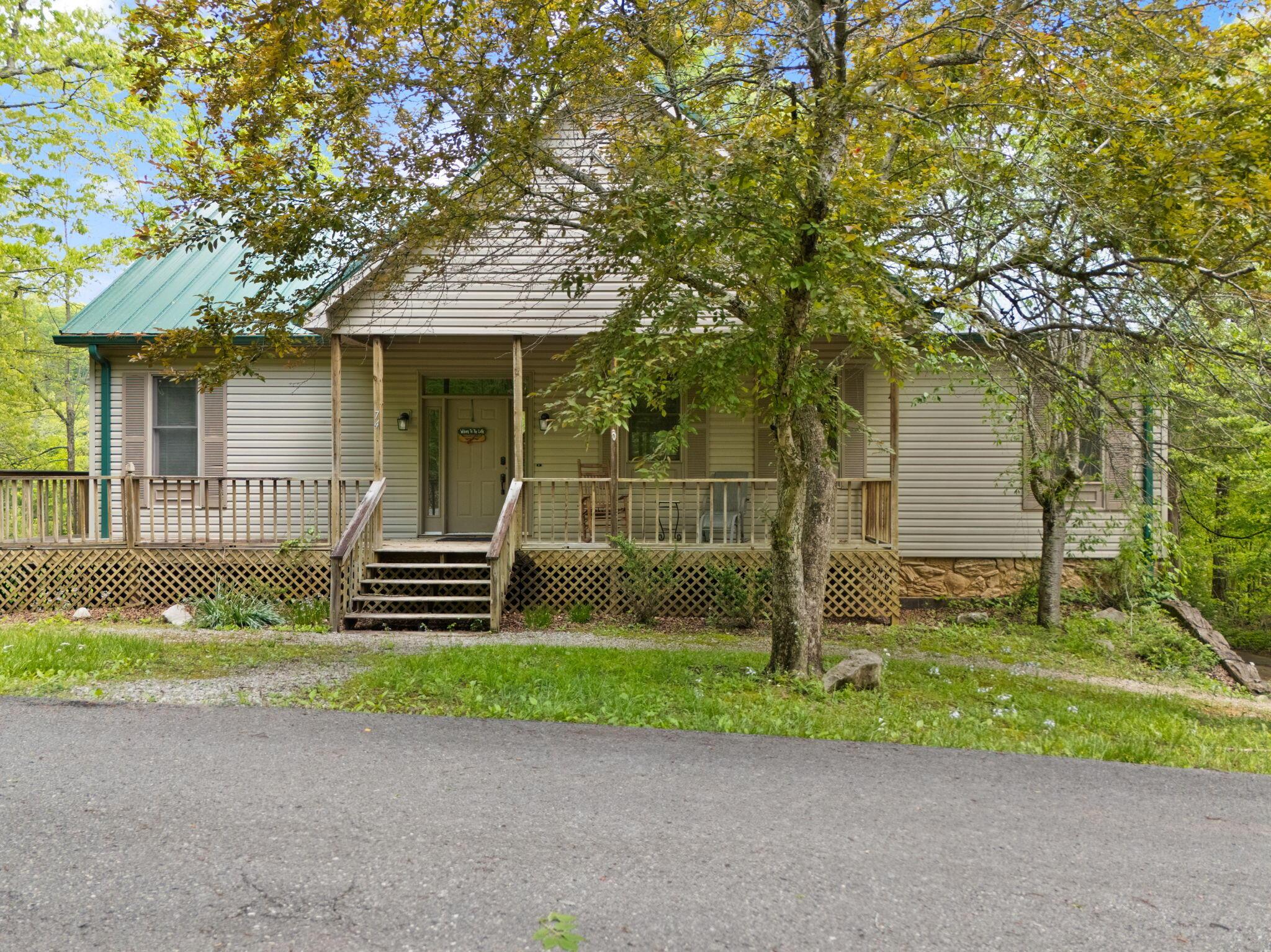 Image 3: 74 Clover Leaf Cir, Burnside, KY