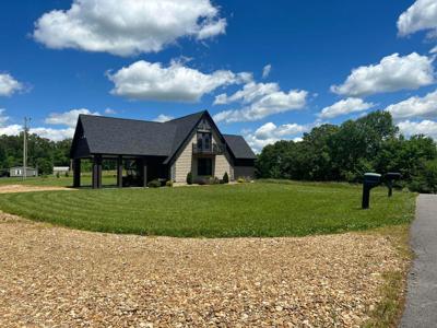 697 Shawnee Trail
