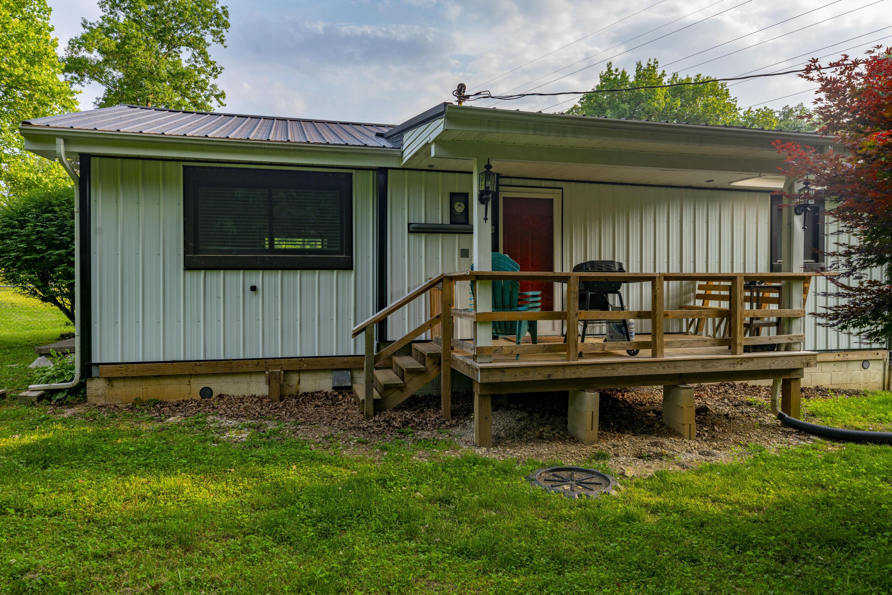 Image 3: 285 Hill_DSC0723