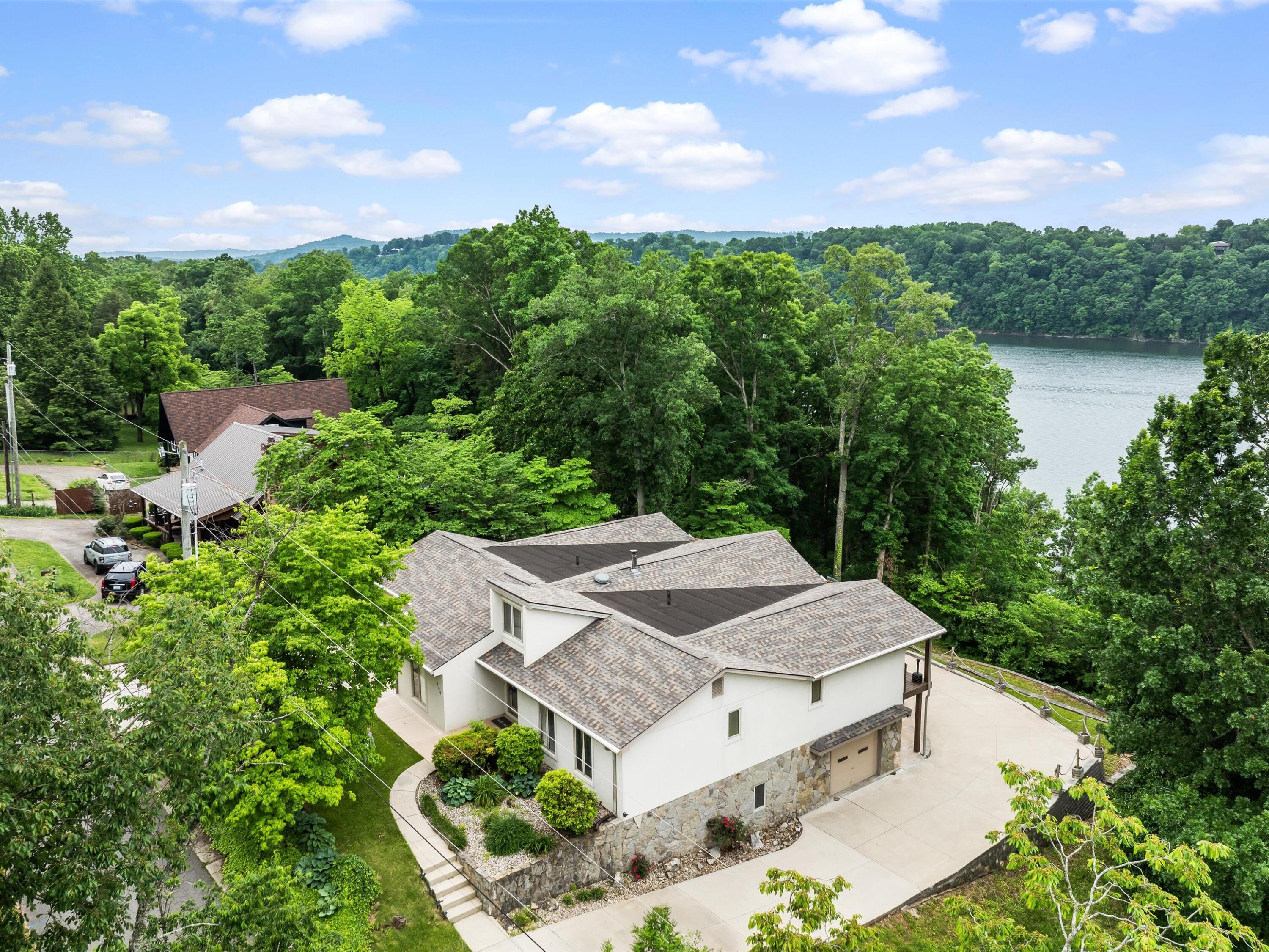 Image 2: 79-389 Lakeview Dr Somerset KY 42503_202