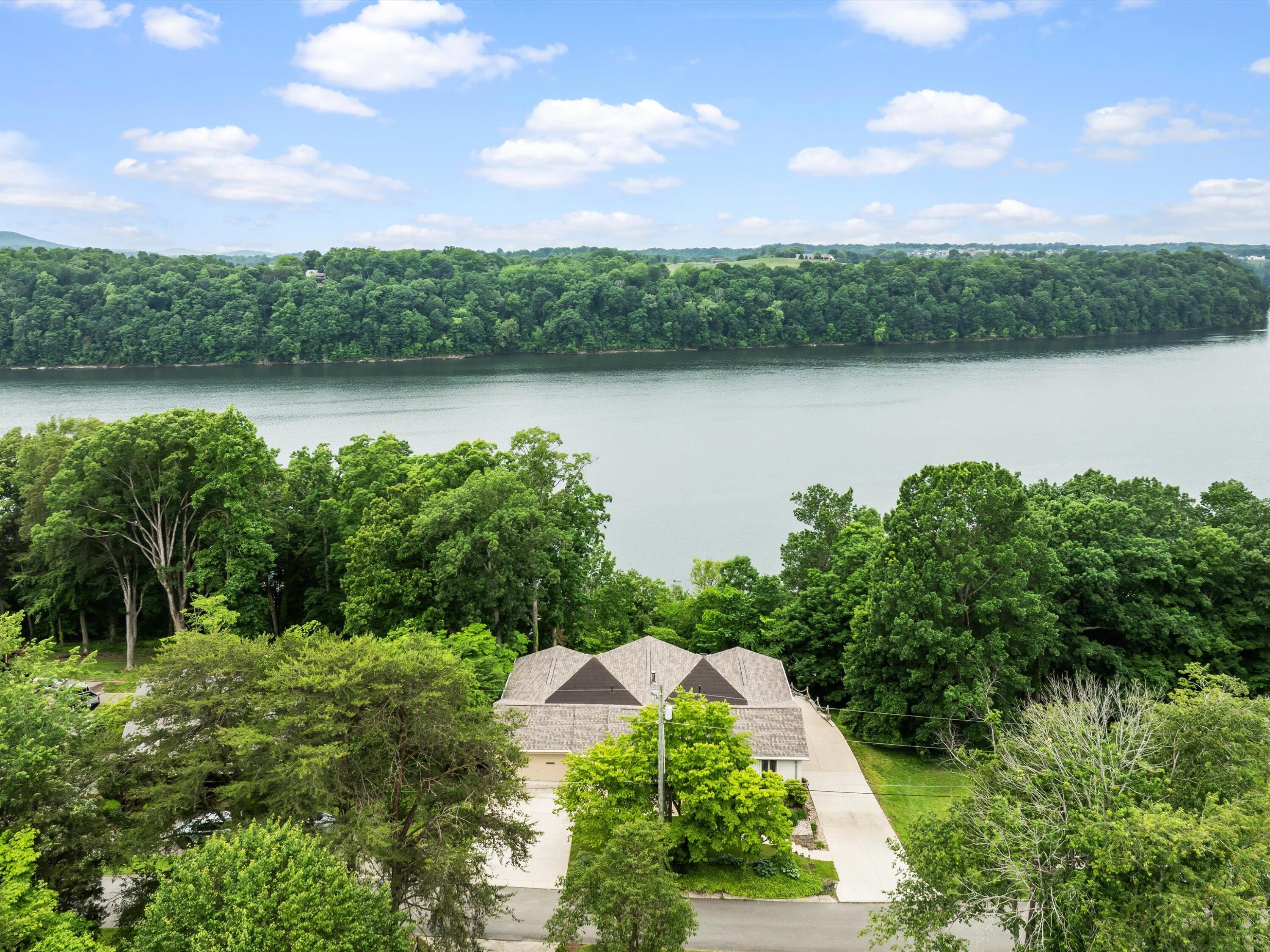 Image 4: 68-389 Lakeview Dr Somerset KY 42503_202