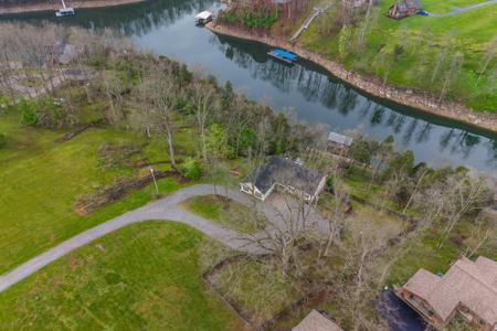 626 Mallard Cove