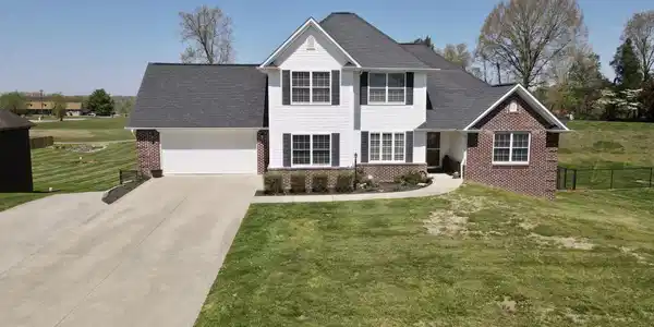 185 Horizon Hills Drive