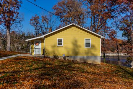 290 Sunset Lodge Road