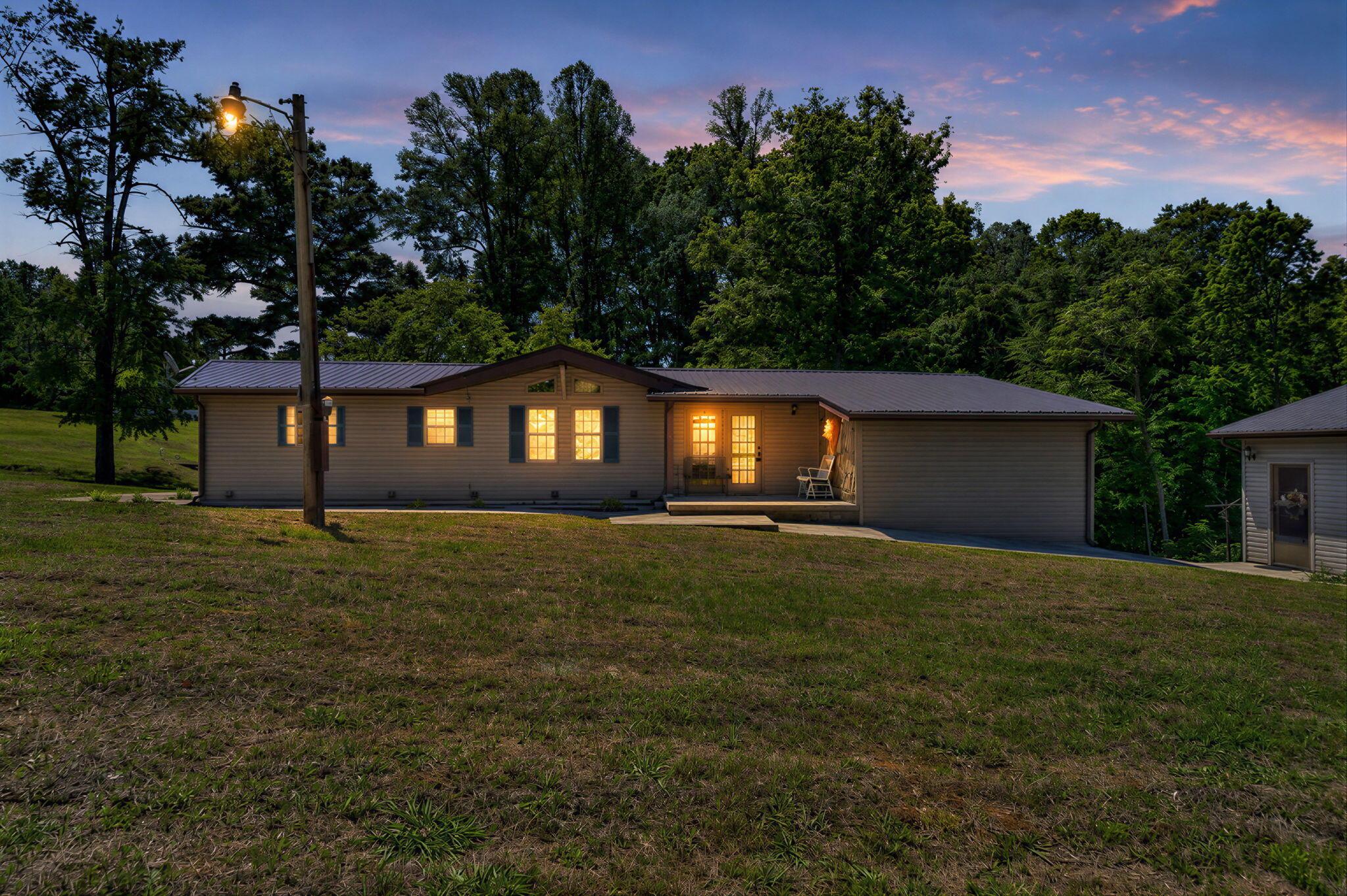 Image 2: 2-web-or-mls-308n Dale Hollow Rd tw-002