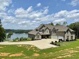 105 Edgewater Drive