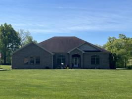 40 Lakeside Drive