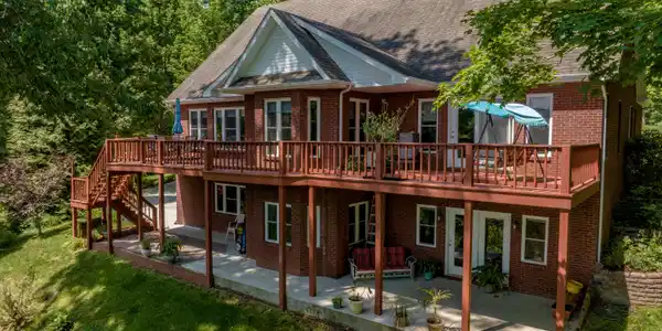 1123 Cliffside Drive