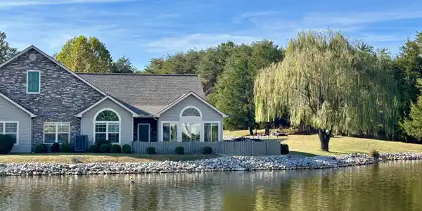 433 Deer Lake Place