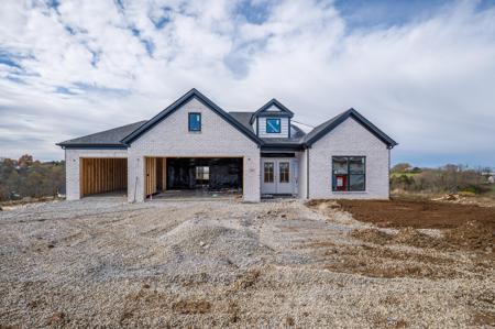 305 Circle Point Drive