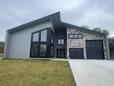 354 West Canterbury Drive