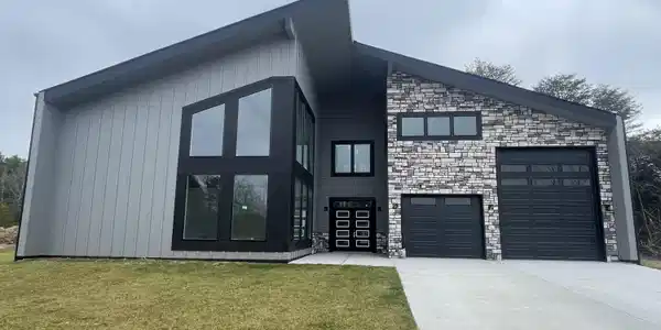 354 West Canterbury Drive