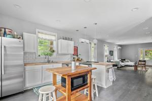 321 Sunrise Road