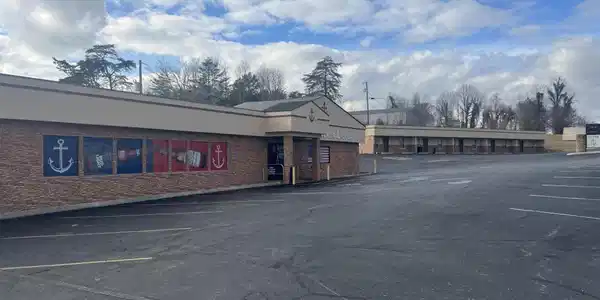 1633 Hwy. 92