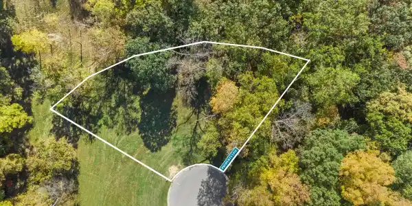 66&67 Waterfall Way