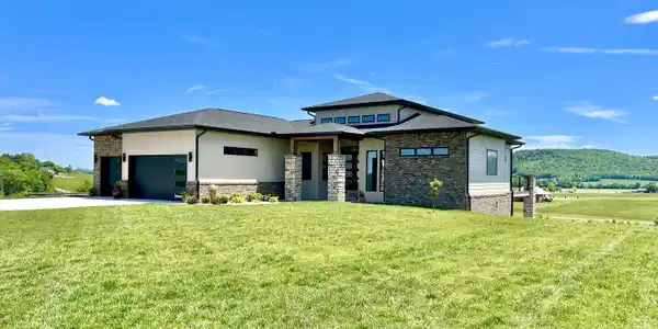 800 Red Fox Ridge