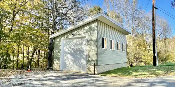 787 Lake Forest Drive