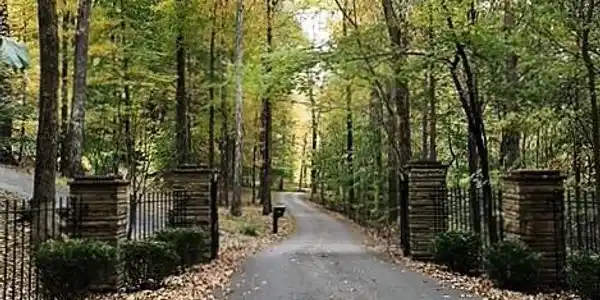21 & 22 Lantern Way