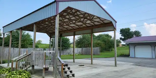 208 Hilltop Drive