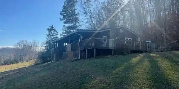 133 Gibson Way