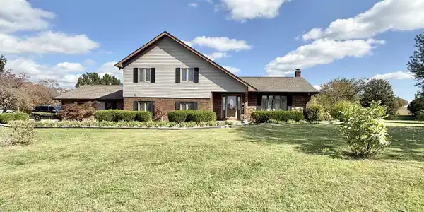 201 Oak Valley Drive