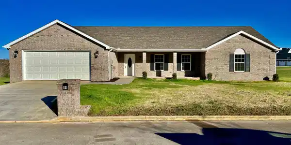 84 Knoll Court