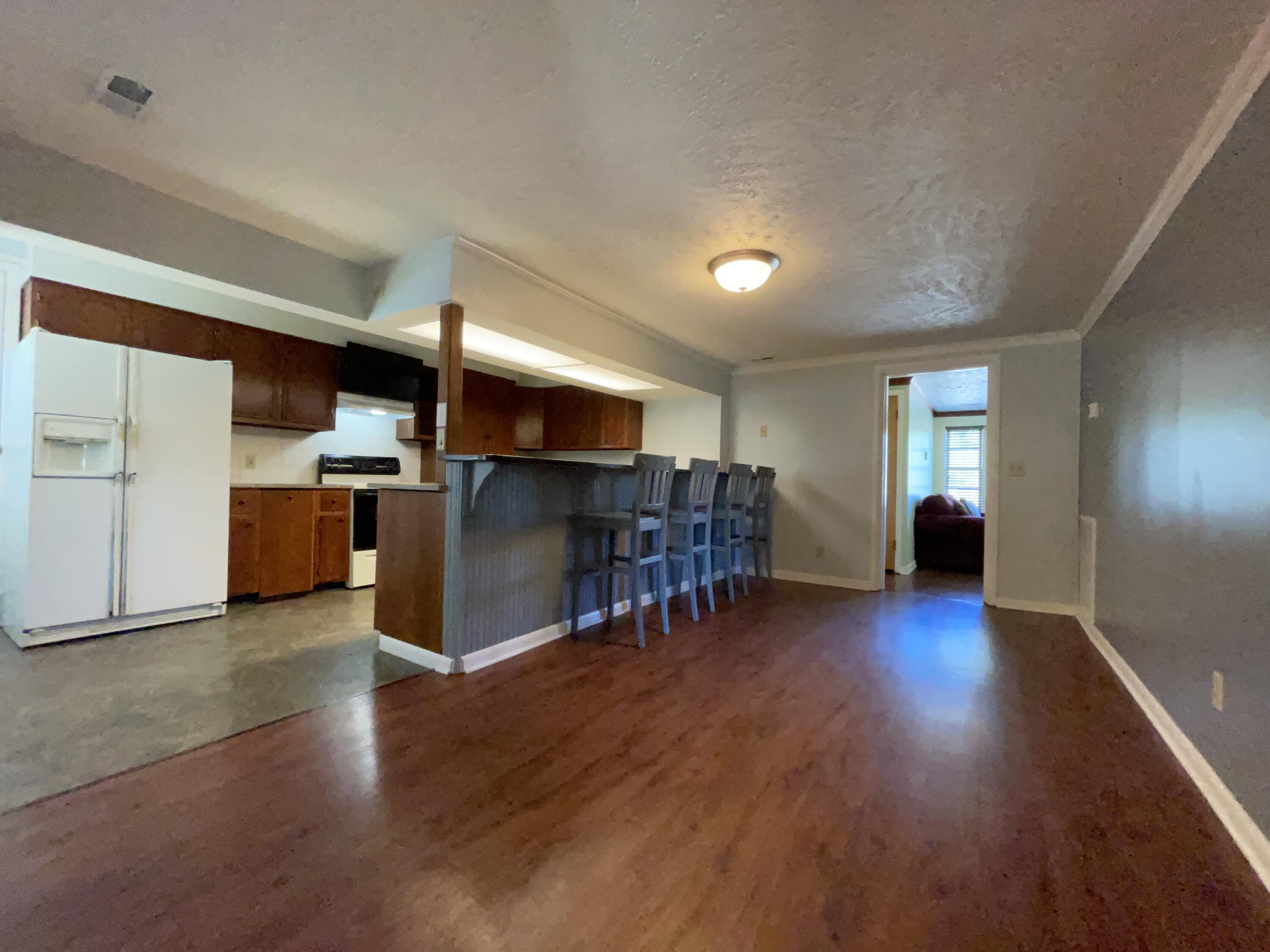 Image 4: Breakfast Bar 2