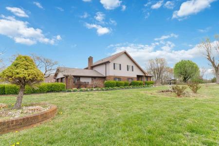 201 Oak Valley Road
