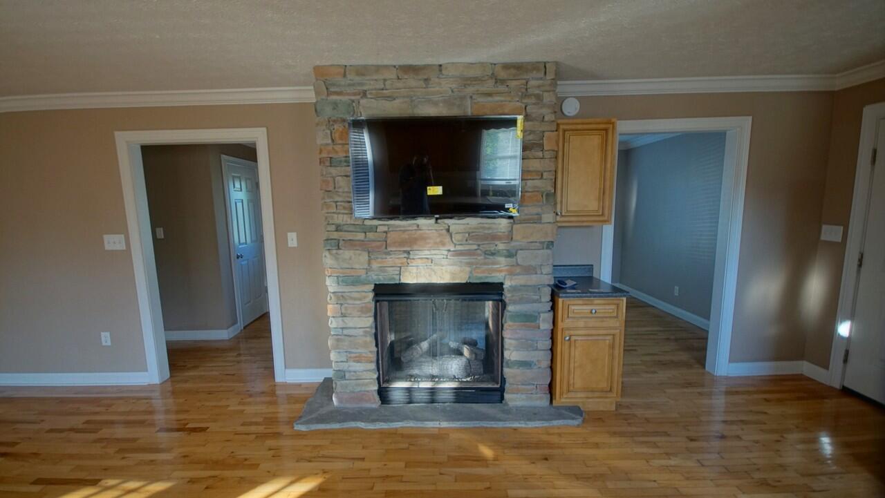 Image 3: DSC01639