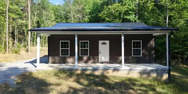 821 Pine Tree Road