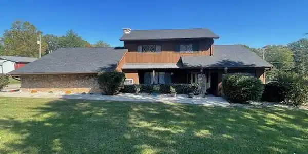 1801 Prather Drive