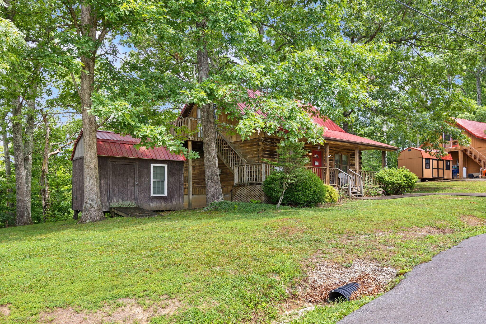 Image 2: 2-web-or-mls-413A8796
