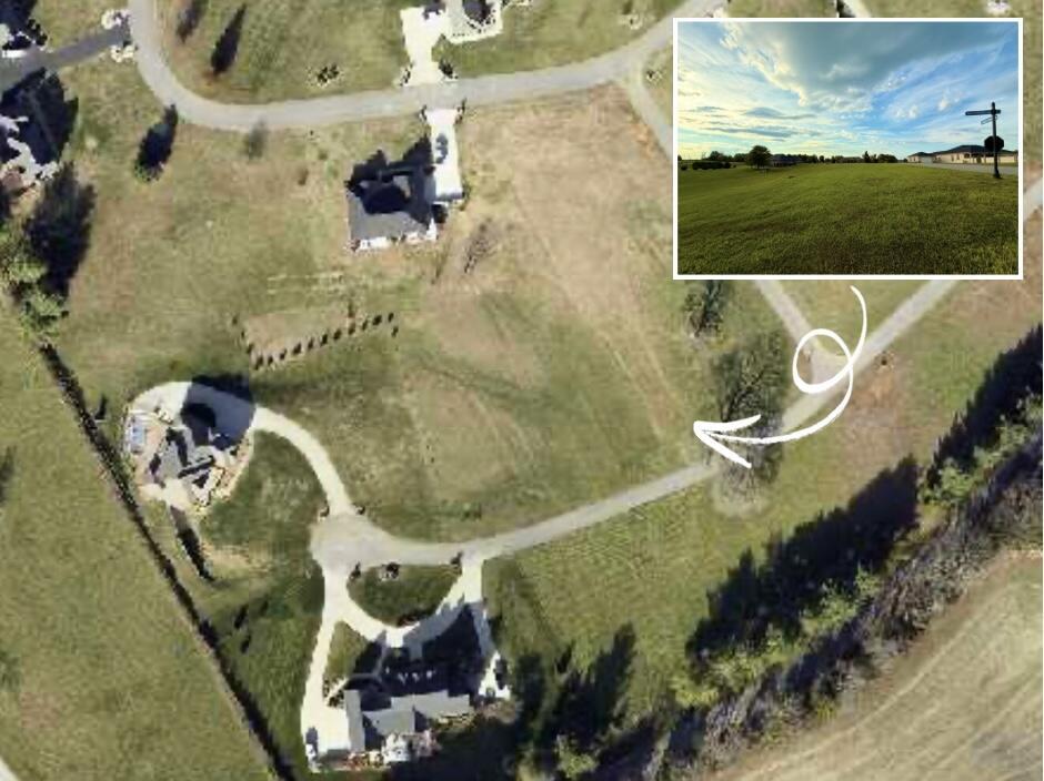 Image 3: 38 West Blackberry Lane