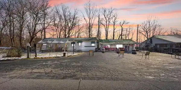 5029 West Hwy 80