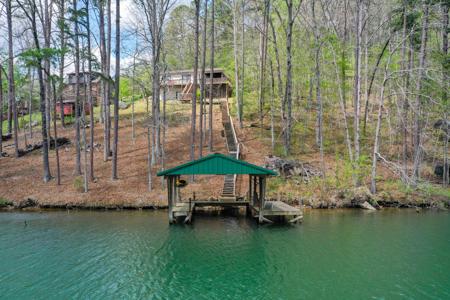 729 Cliffs Edge Road