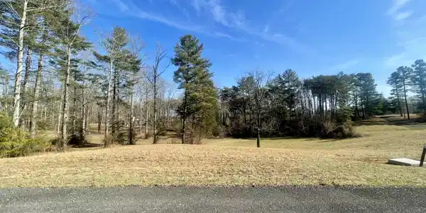 Lot Captains Point