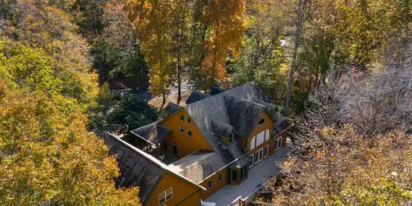 Image 3: 115-web-or-mls-DJI_20241023122004_0108_D