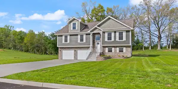 14 Hallies Way