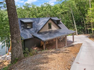 1265 Cliffs Edge Road