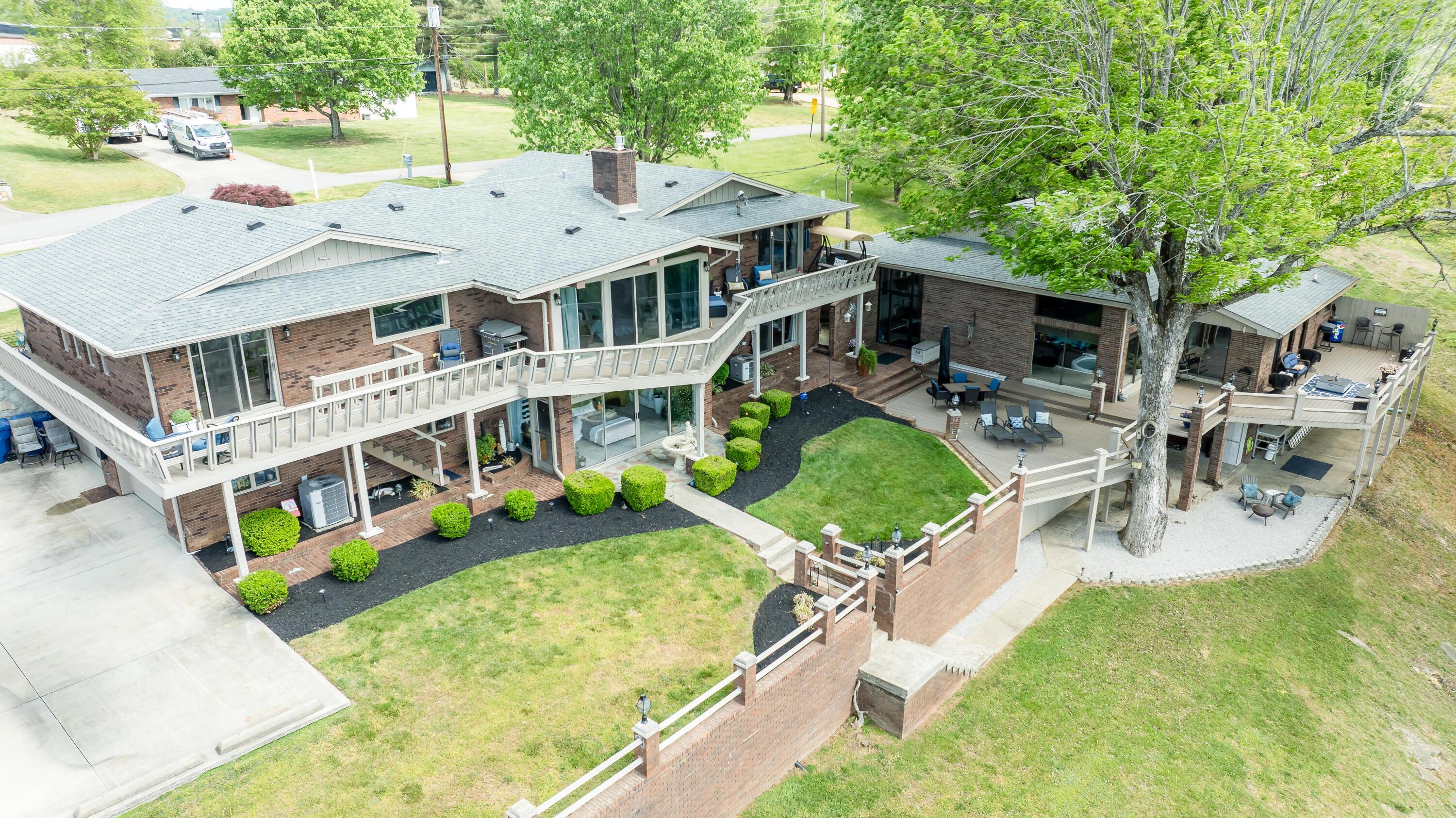 Image 4: DJI_0210