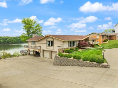 253 Lakeview Drive