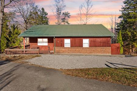 1310 R.L Colyer Road