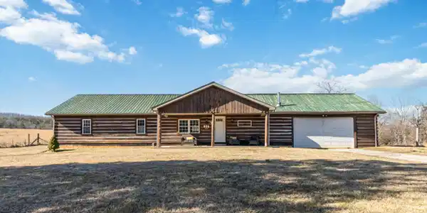 1810 Aderholt Road