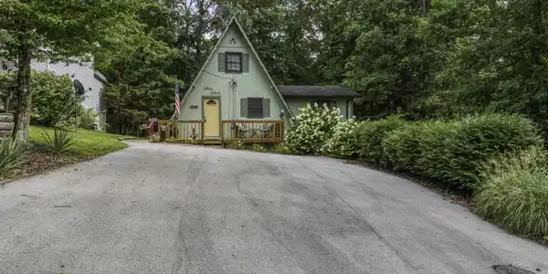 143 OVERLOOK TRAIL