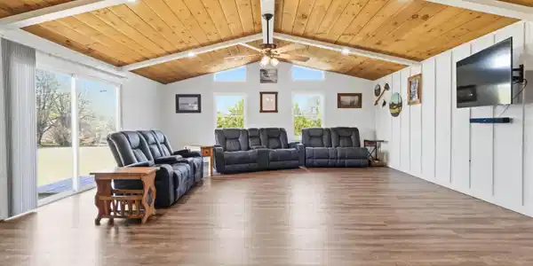 102 Cliffside Drive