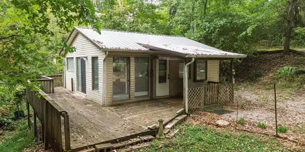 1961 B Boat Dock Road